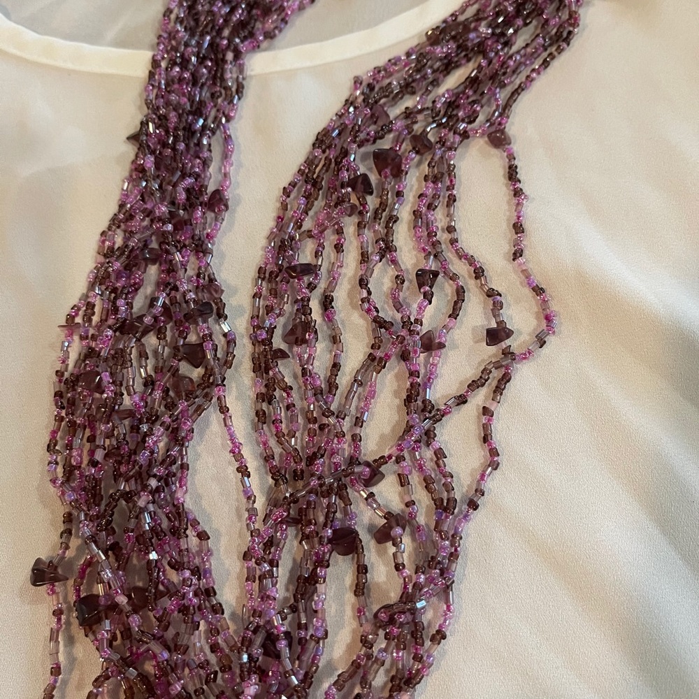 3x$25 ❤️ Multi strand bead Necklace ❤️ - Picture 5 of 11